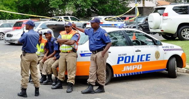 6-south-africa-police