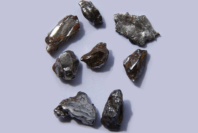 10a-iron-fragments