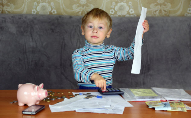 9-kid-figuring-taxes_33261918_SMALL