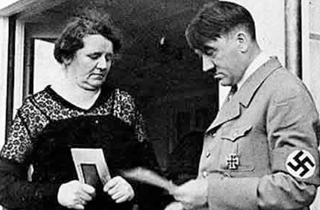 10 Tragic Facts About Hitler s Wife - 80