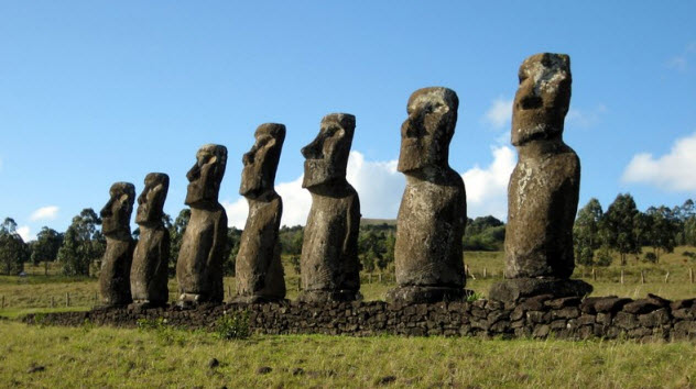 1-moai-easter-island