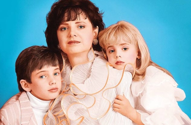 10 Strange Little Known Facts About JonBenet Ramsey s Family - 76