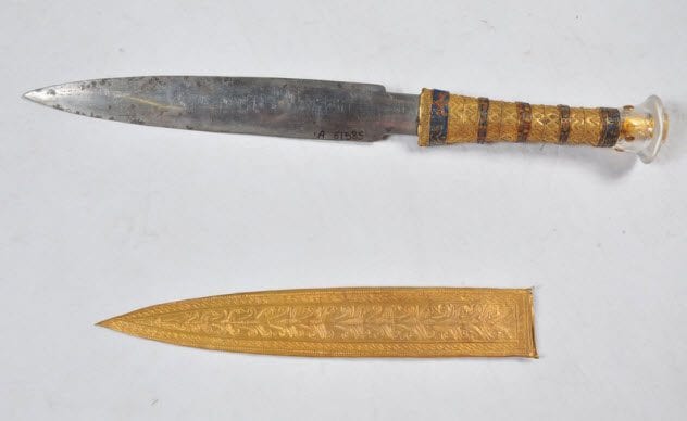 8-king-tuts-dagger