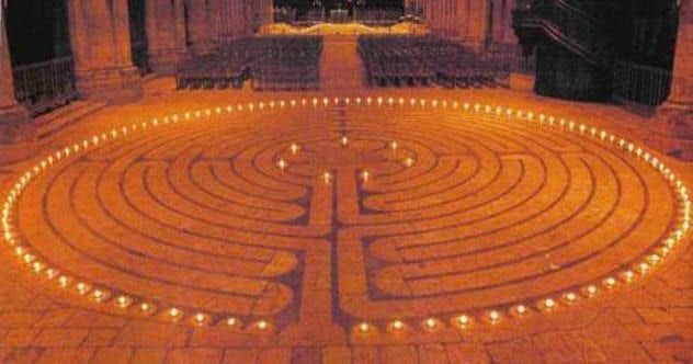 8-chartres-katedral-labirin