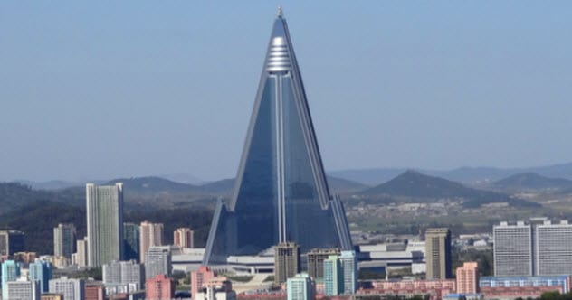 Top 10 Abandoned Skyscrapers From Around The World - Vimarsana News