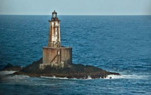 10 Lighthouses Built In Perfect Isolation - Listverse