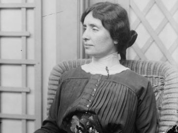 10 Absolutely Badass Anarchist Women Who Challenged The System - Listverse