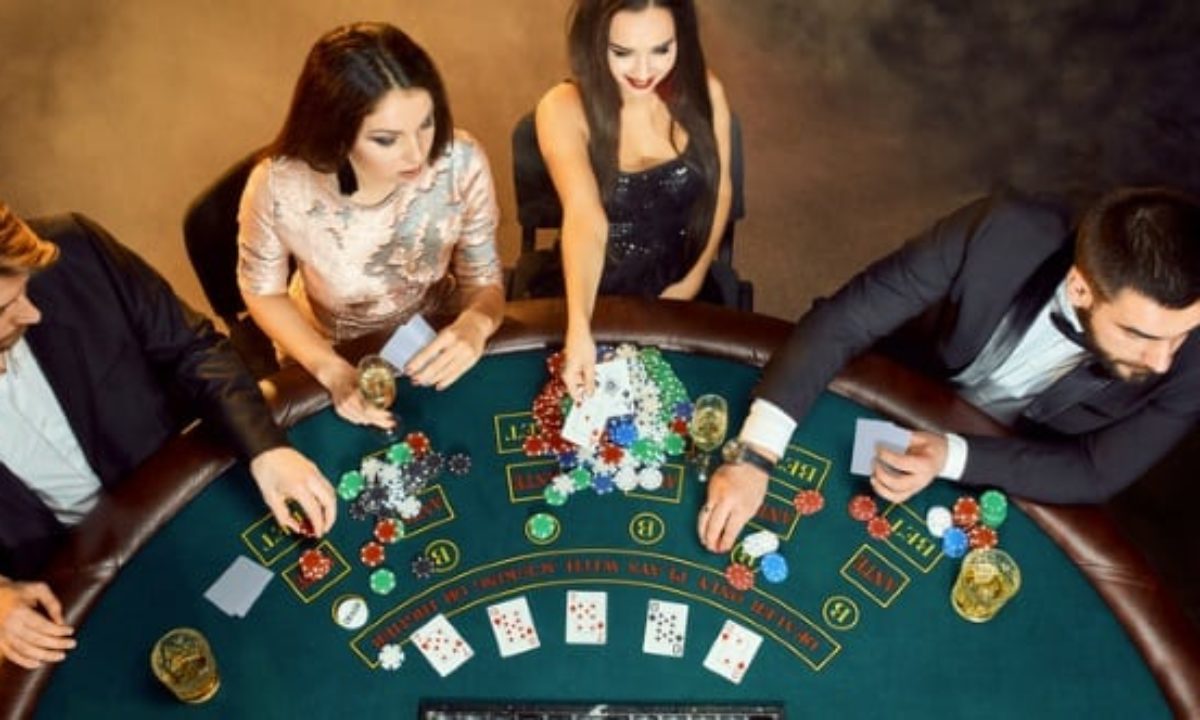 Top 10 Bizarre And Historical Facts About Gambling - Listverse
