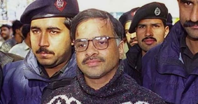 10 Twisted Facts About Javed Iqbal, The Pakistani Serial Killer - Listverse