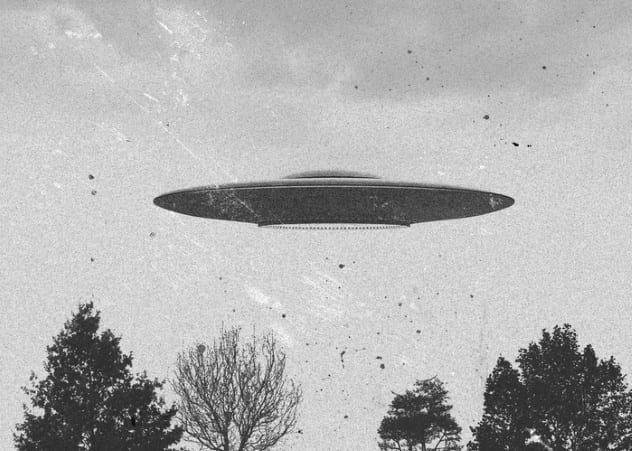 10 Truly Unbelievable Claims Of UFO And Alien Encounters - 93