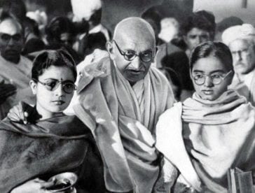 10 Totally Baseless Ways People Have Tried To Slander Gandhi - Listverse