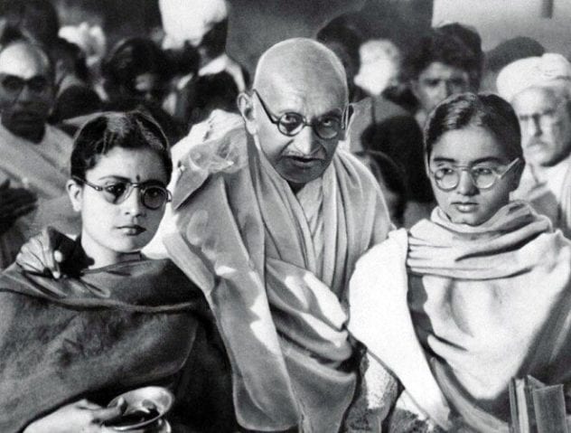 10 Totally Baseless Ways People Have Tried To Slander Gandhi Listverse 