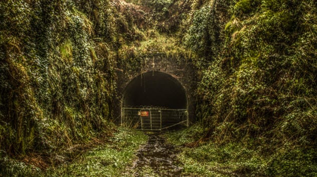 Top 10 Secret Tunnels And Underground Passageways In Ireland - Listverse 3