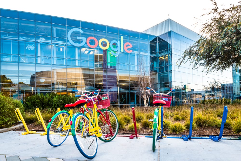 Top 10 Surprising Facts About Working At Google   2020 - 11