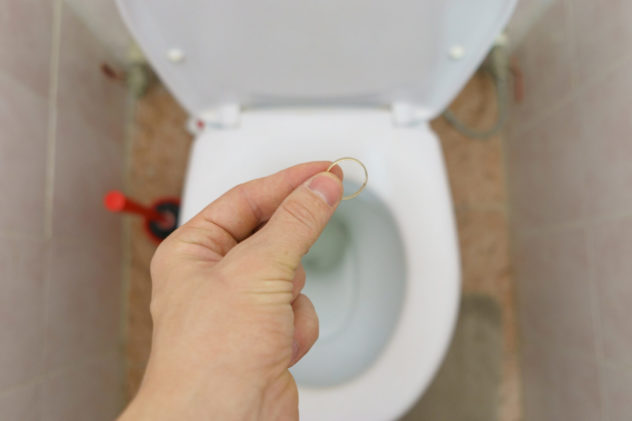 Top 10 Weirdest Objects Flushed Down A Toilet - Listverse 2
