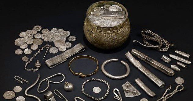 10 Amazing Viking Treasures That Have Been Found – Listverse