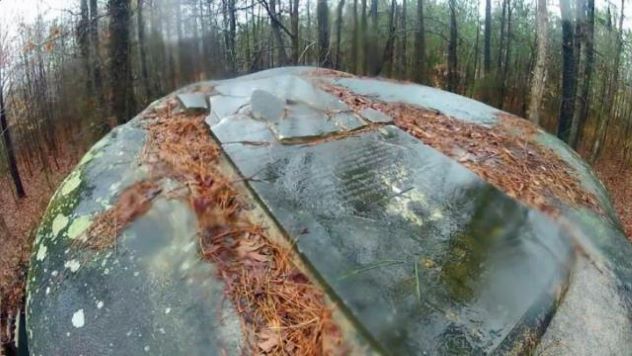 10 Unusual Tombs from Around the World - Listverse 2
