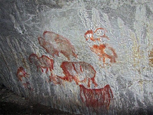 Ten Oldest Known Cave Paintings in the World - Listverse 3