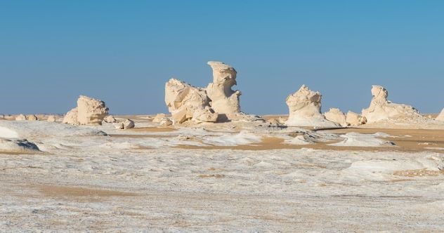 10 Natural Rock Formations That Will Make You Do a Double Take